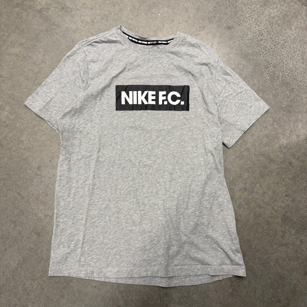 Nike FC Mens Soccer Graphic T-Shirt Gray Black Box Logo Crew Neck Large 3014